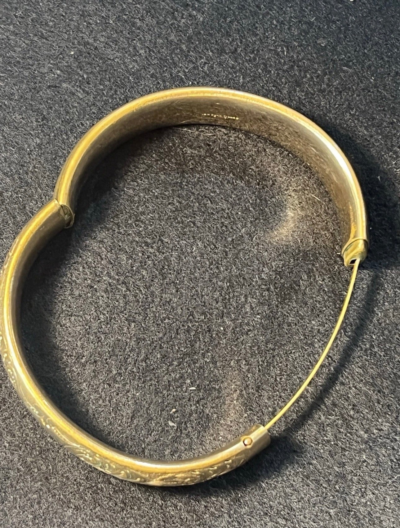 Vintage Victorian Style Gold Filled Floral Etched Bangle Bracelet 12k Signed EMC