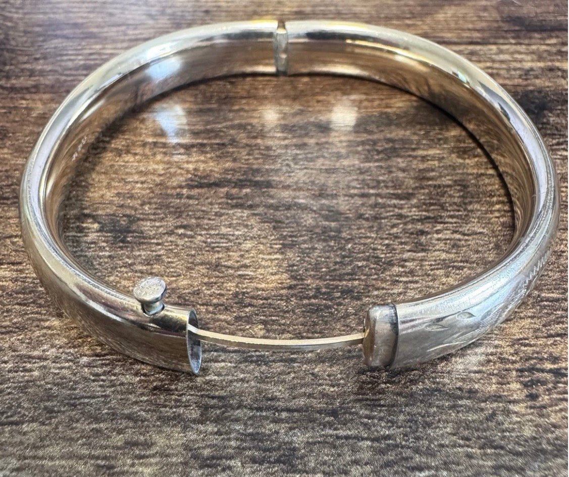 Burt Casell 12k Gold Filled Floral Bangle Bracelet-Hinged