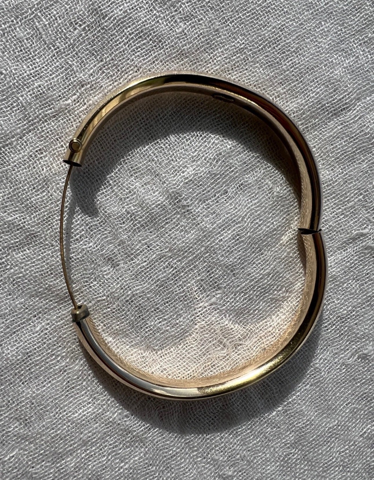 Vintage Winard 12k Gold Filled Hinged Bangle Bracelet