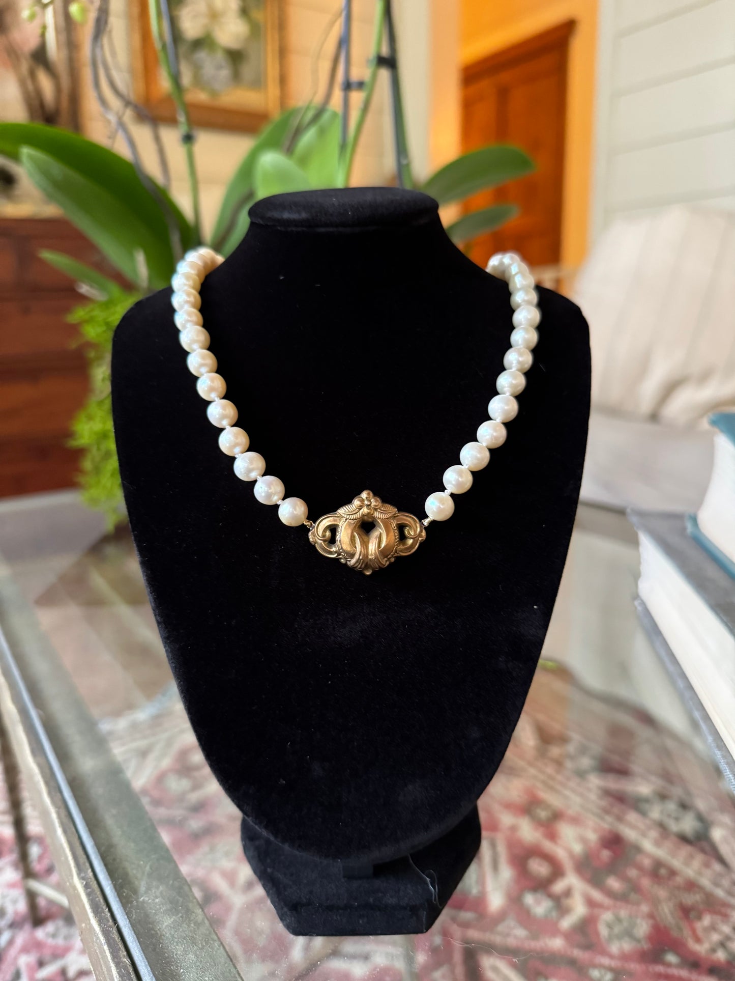 French Pendant Necklace