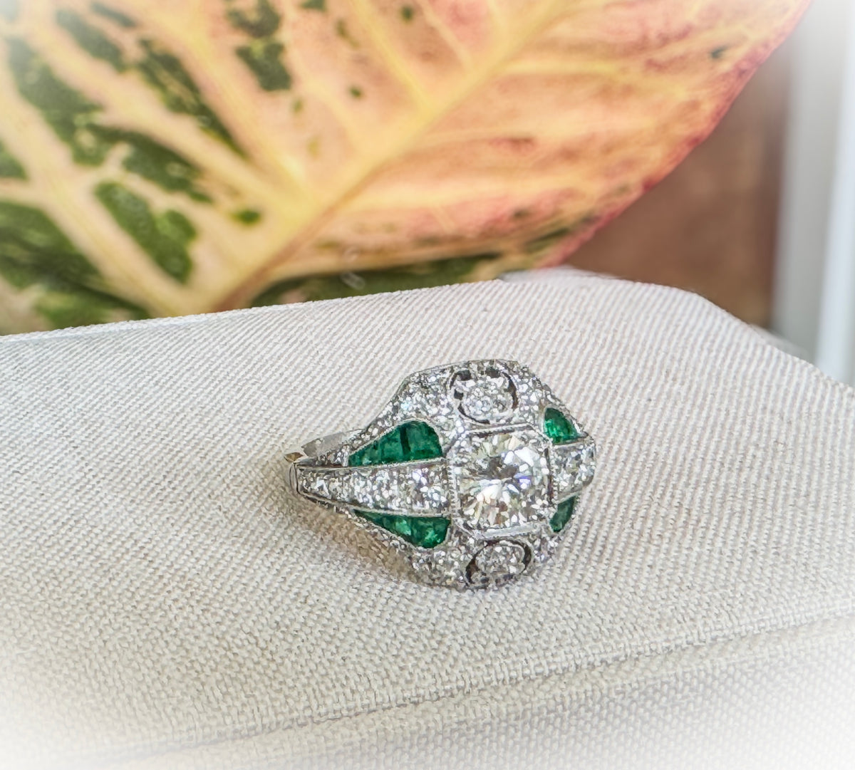 Monark Rings Diamond and Emerald Ring – Monark