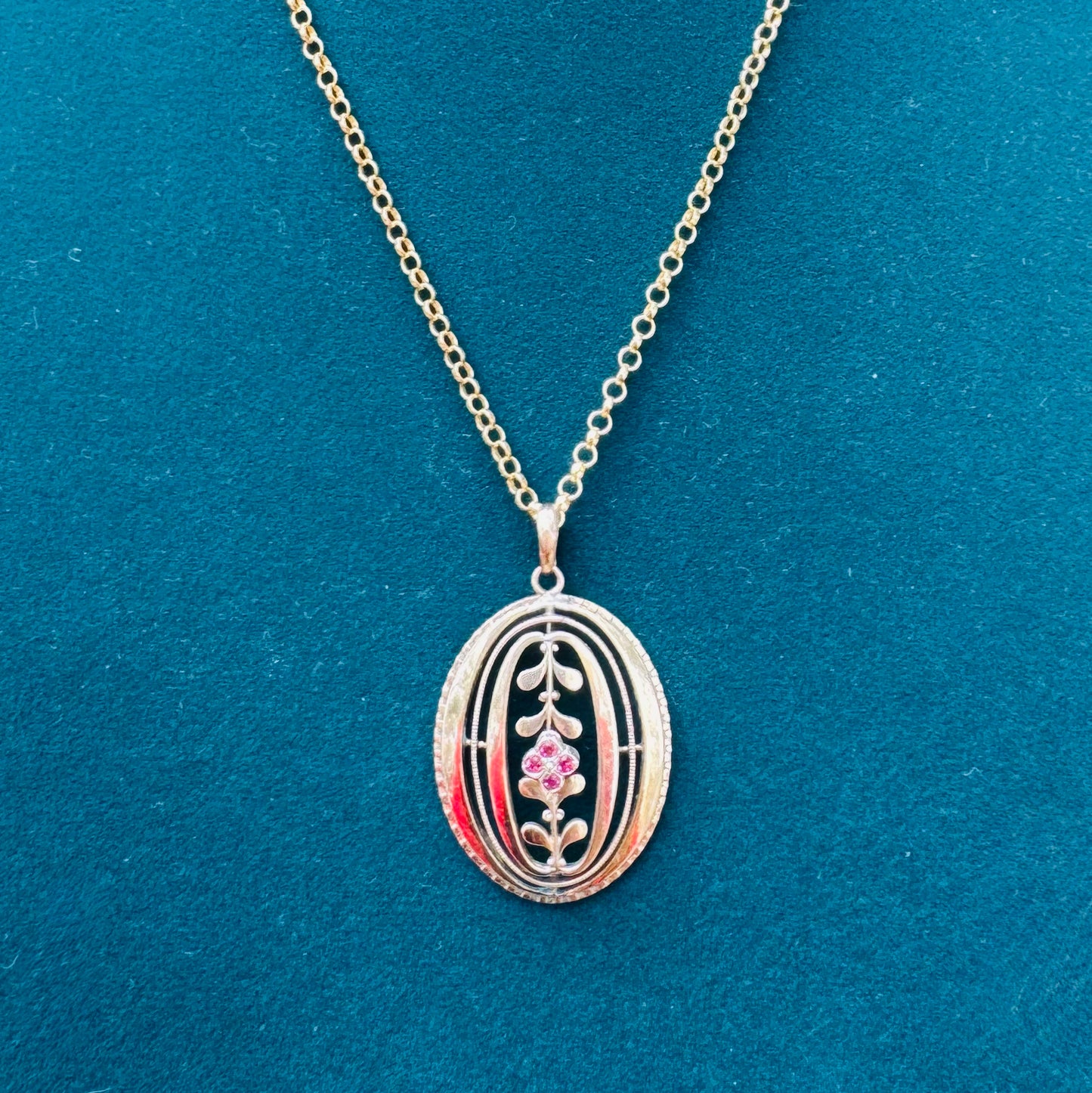 Edwardian floral pendant necklace
