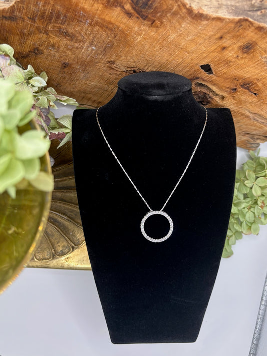 circular diamond pendant necklace