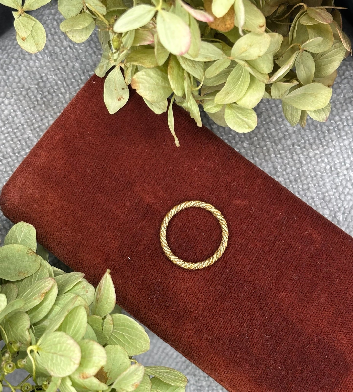Vintage Gold Rope Ring