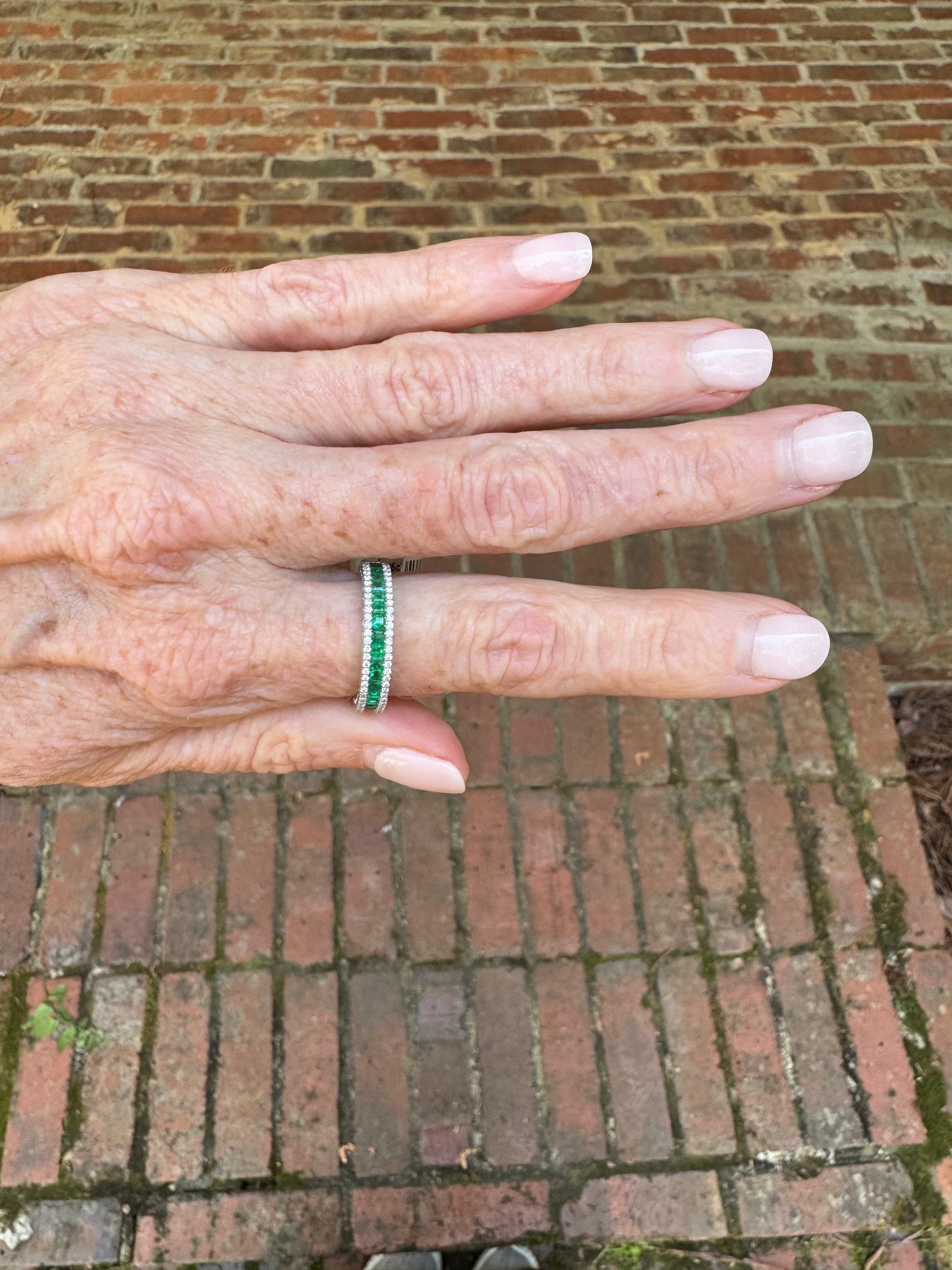 Monark Rings Diamond and Emerald Channel Ring – Monark