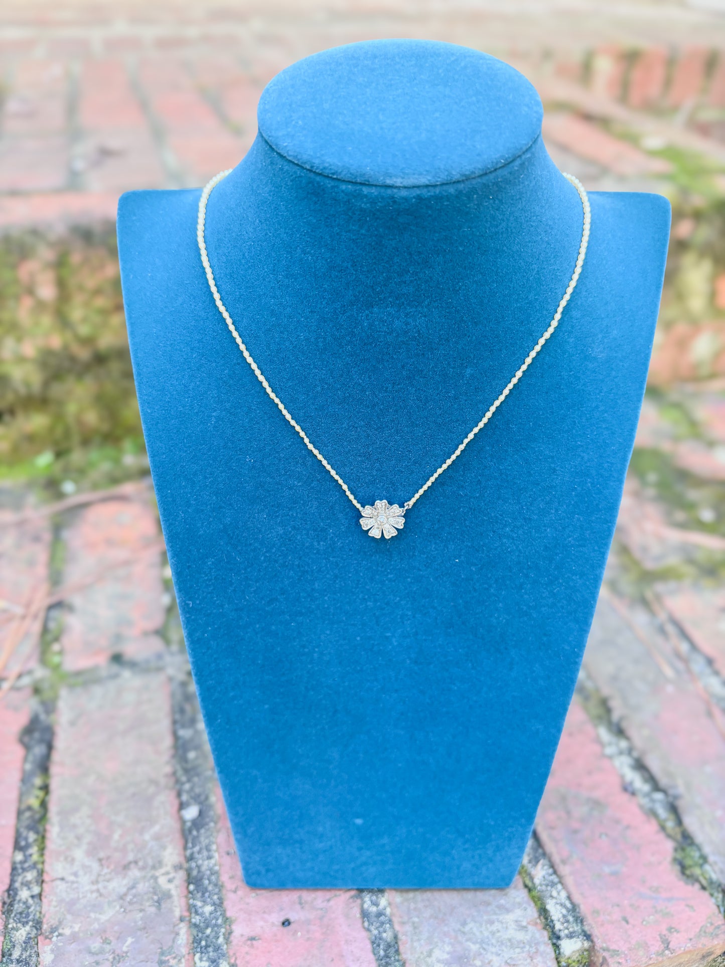 Art Deco Pearl necklace with Diamond Pendant