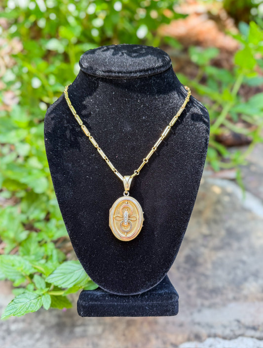 Seedpearl Adorned Locket