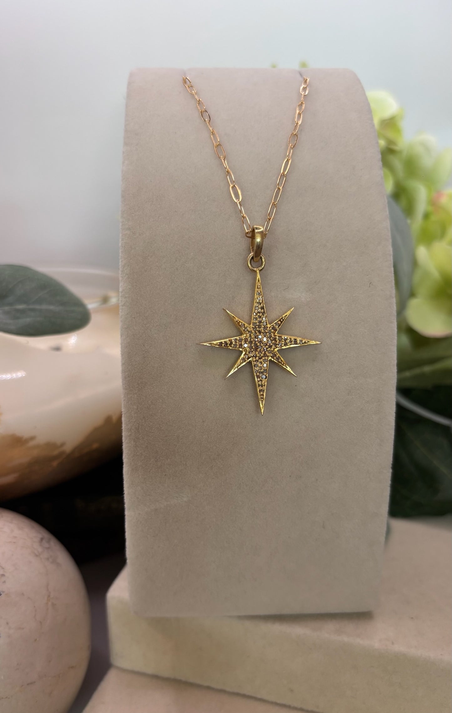 North Star Pendant Necklace