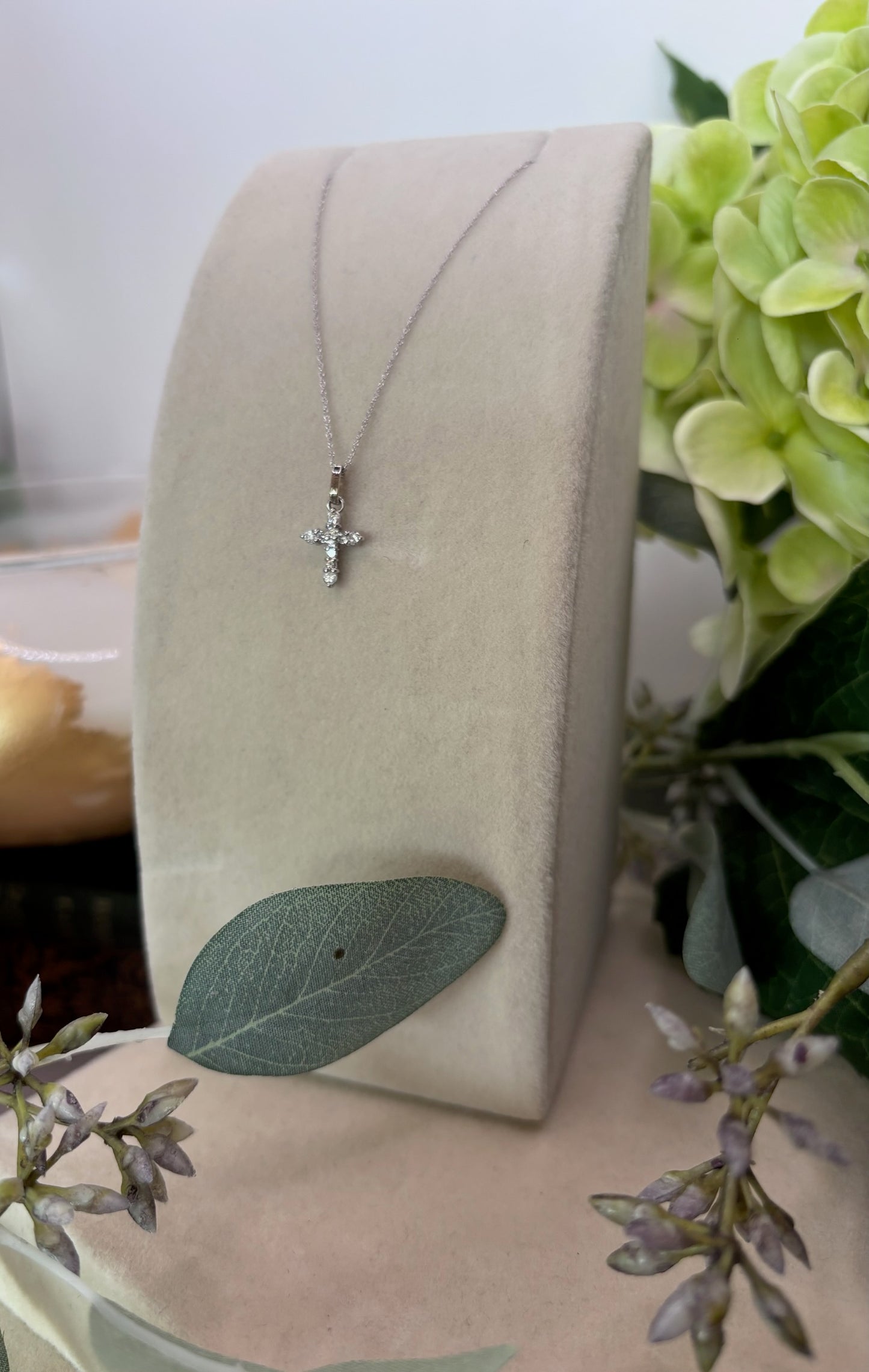 Platinum Diamond Cross Pendant Necklace