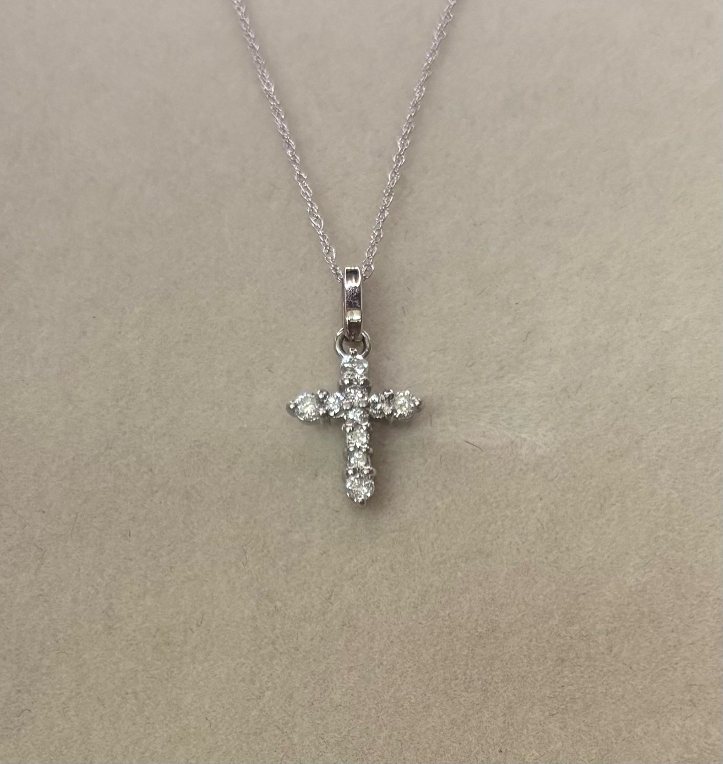 Platinum Diamond Cross Pendant Necklace