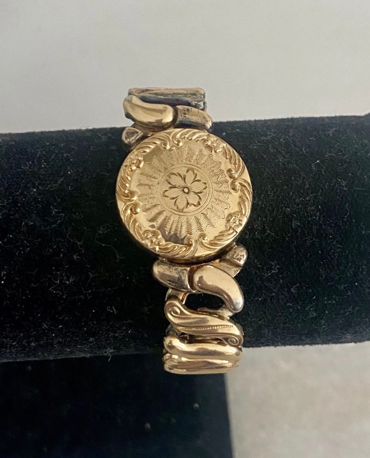 Vintage Sweetheart Expansion Bracelet