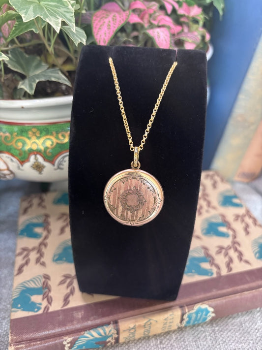 Vintage Victorian Locket pendant