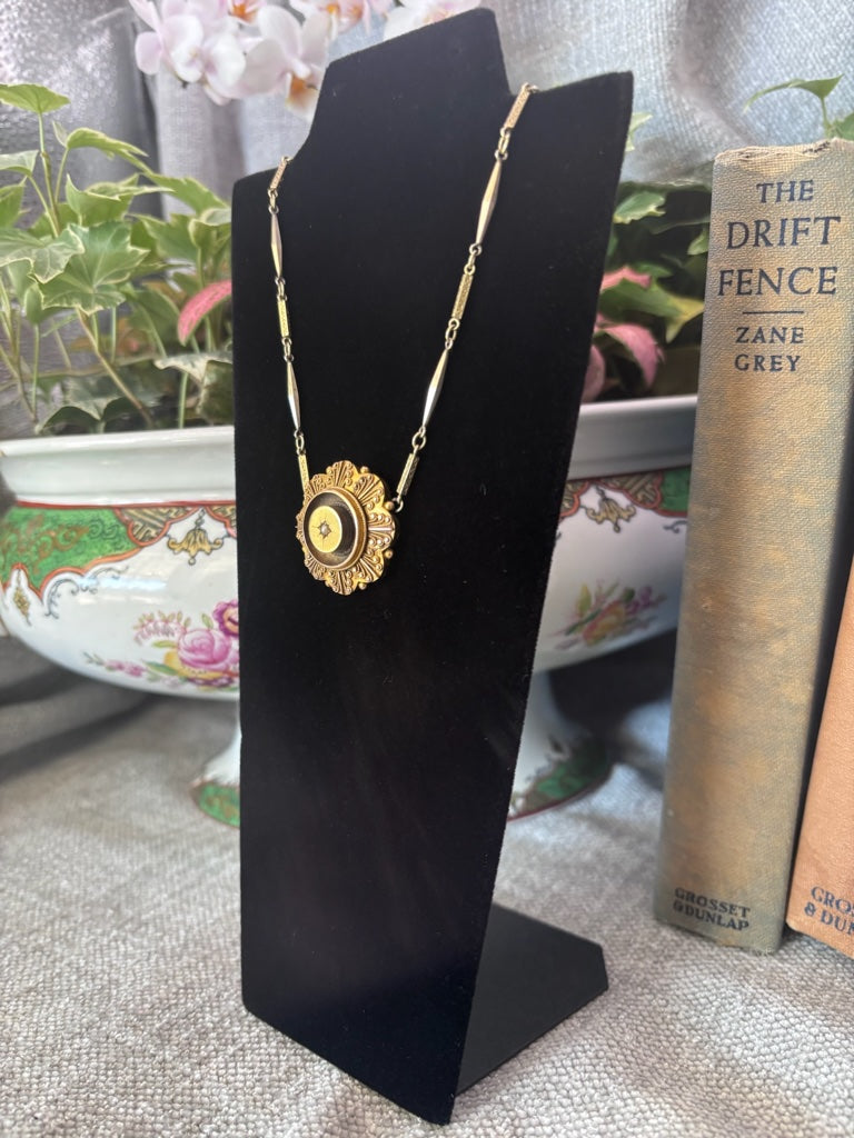 Cannetille brooch pendant necklace